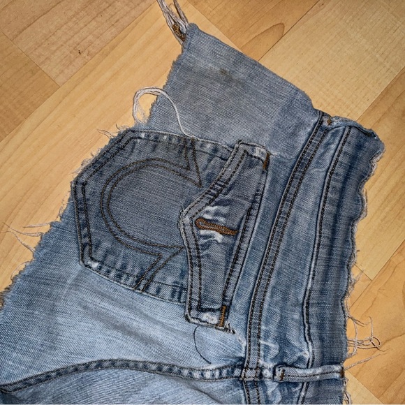 Vintage True Religion Joey Destroyed Cutoff Shorts - Picture 9 of 10